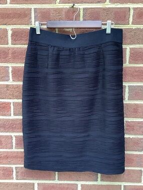 EUC Alfani Black Pencil Skirt Textured Elastic Waist Exposed Zipper 12